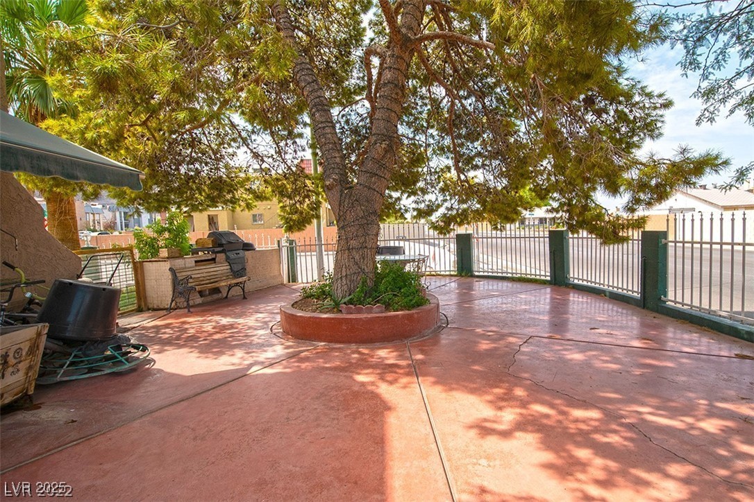 2185 Exeter Drive 2