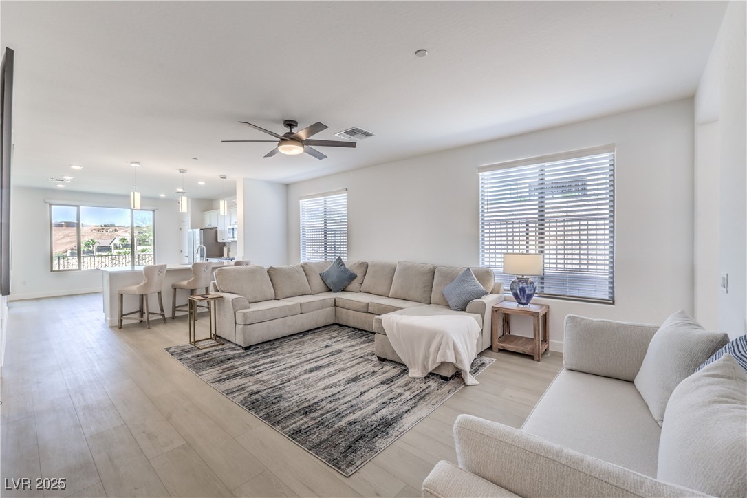 Properties 3 187 Palm Fox Court