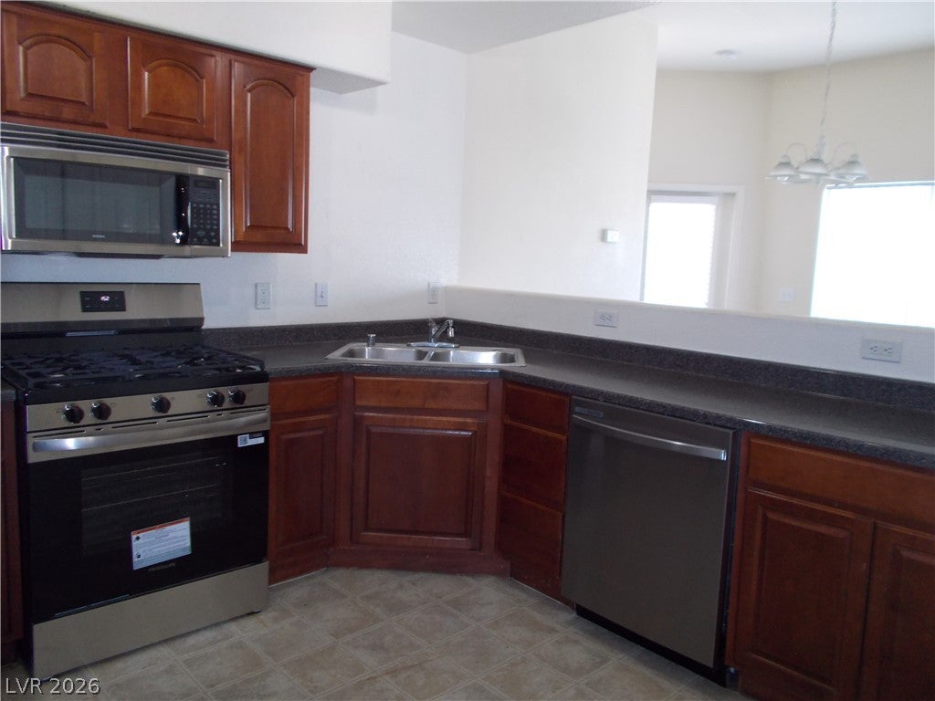 9303 Gilcrease Avenue 2202