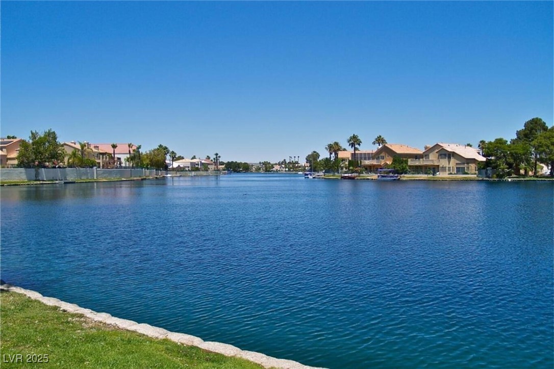 Las Vegas, Nevada 89128, United States, 4 Bedrooms Bedrooms, ,3 BathroomsBathrooms,Residential,Pending,113467