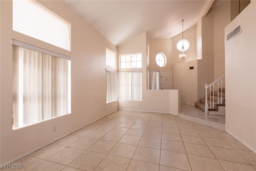 Las Vegas, Nevada 89128, United States, 4 Bedrooms Bedrooms, ,3 BathroomsBathrooms,Residential,Pending,113467