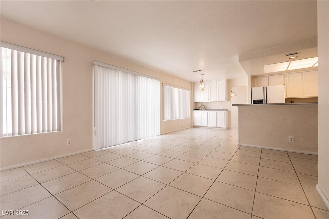 Las Vegas, Nevada 89128, United States, 4 Bedrooms Bedrooms, ,3 BathroomsBathrooms,Residential,Pending,113467
