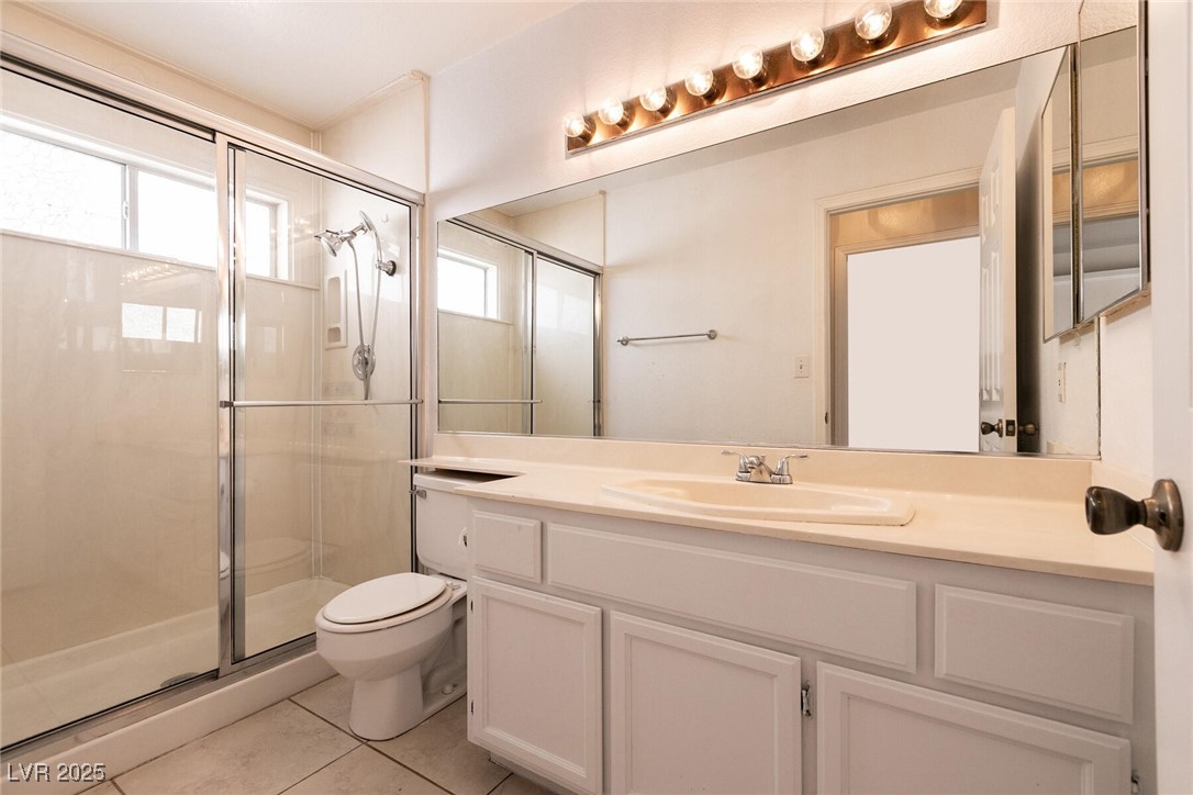 Las Vegas, Nevada 89128, United States, 4 Bedrooms Bedrooms, ,3 BathroomsBathrooms,Residential,Pending,113467