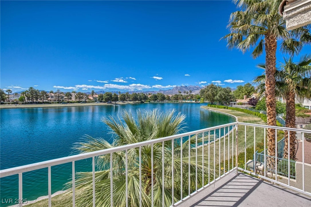 Las Vegas, Nevada 89128, United States, 4 Bedrooms Bedrooms, ,3 BathroomsBathrooms,Residential,Pending,113467