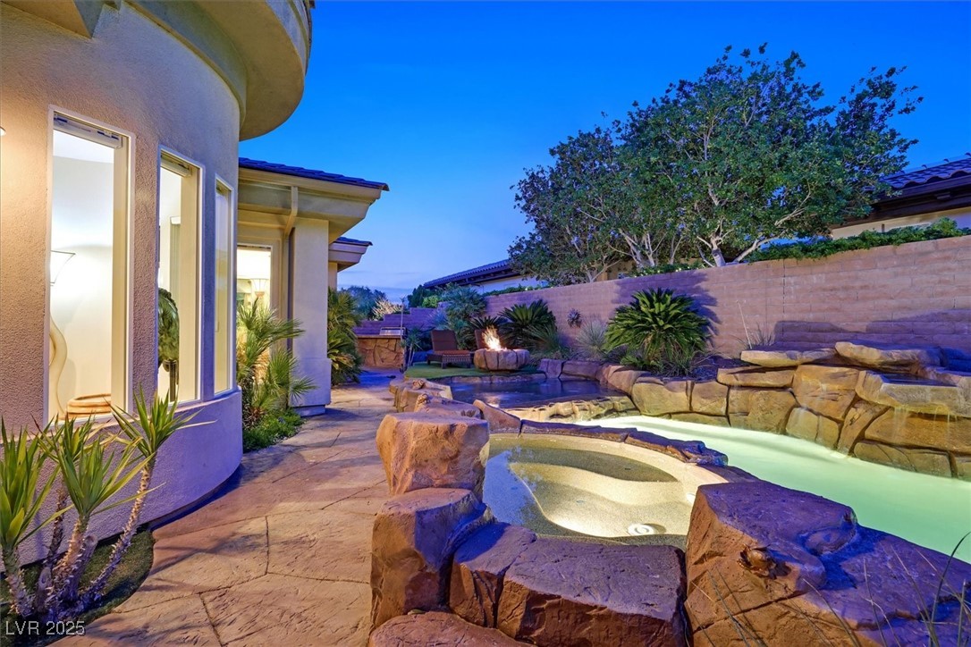 Las Vegas, Nevada 89135, United States, 4 Bedrooms Bedrooms, ,4 BathroomsBathrooms,Residential,Active,104450