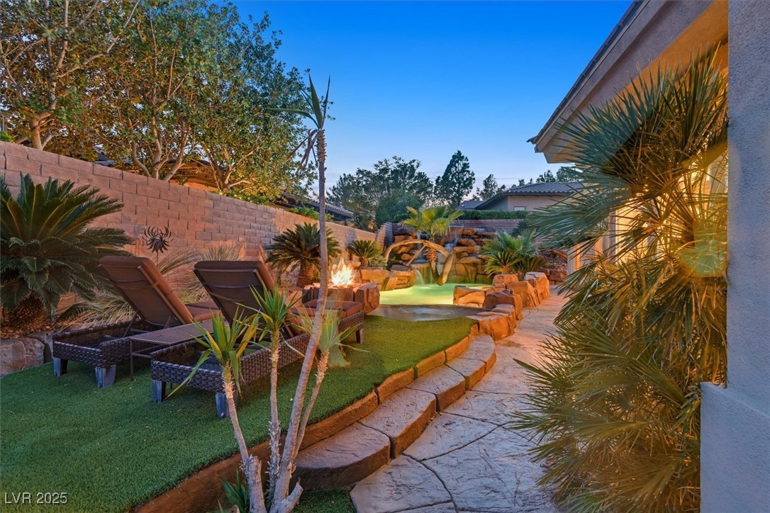 Las Vegas, Nevada 89135, United States, 4 Bedrooms Bedrooms, ,4 BathroomsBathrooms,Residential,Active,104450