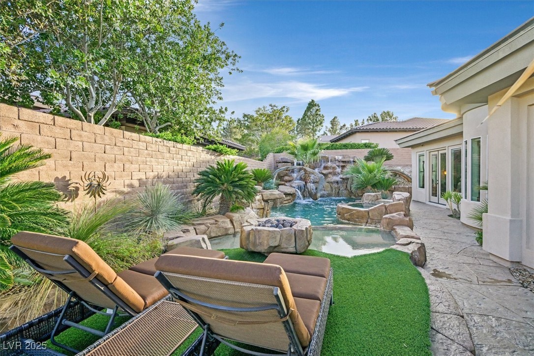 Las Vegas, Nevada 89135, United States, 4 Bedrooms Bedrooms, ,4 BathroomsBathrooms,Residential,Active,104450