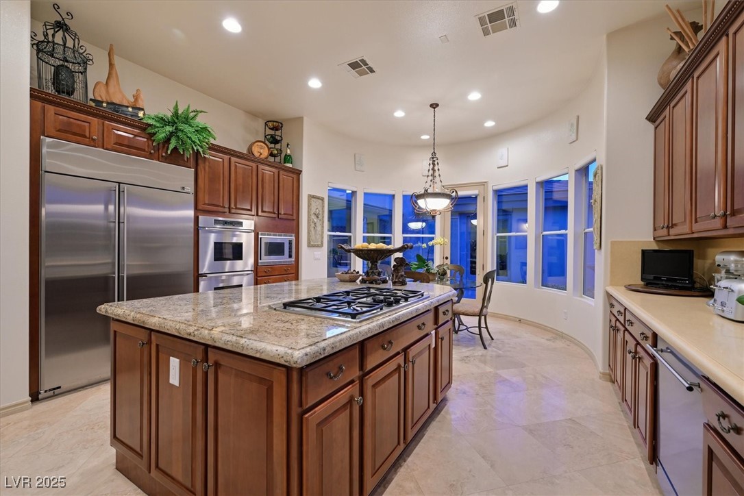 Las Vegas, Nevada 89135, United States, 4 Bedrooms Bedrooms, ,4 BathroomsBathrooms,Residential,Active,104450