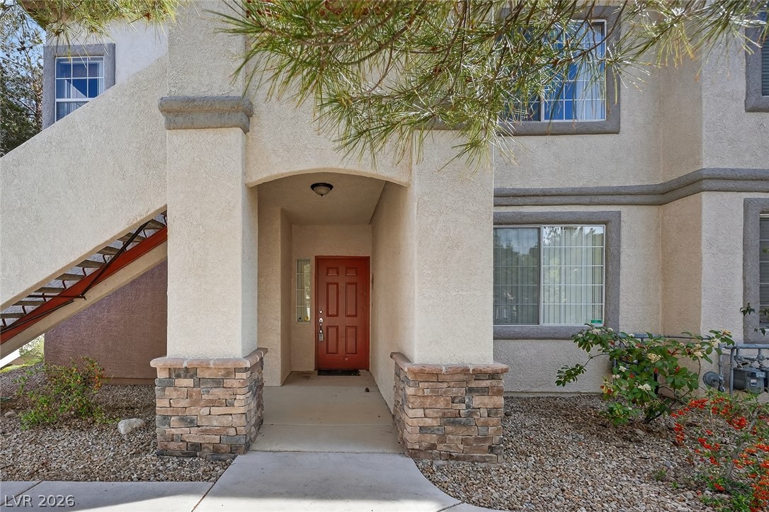 10245 King Henry Avenue 102