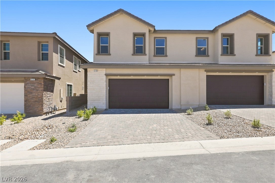 12119 Red Iris Ave