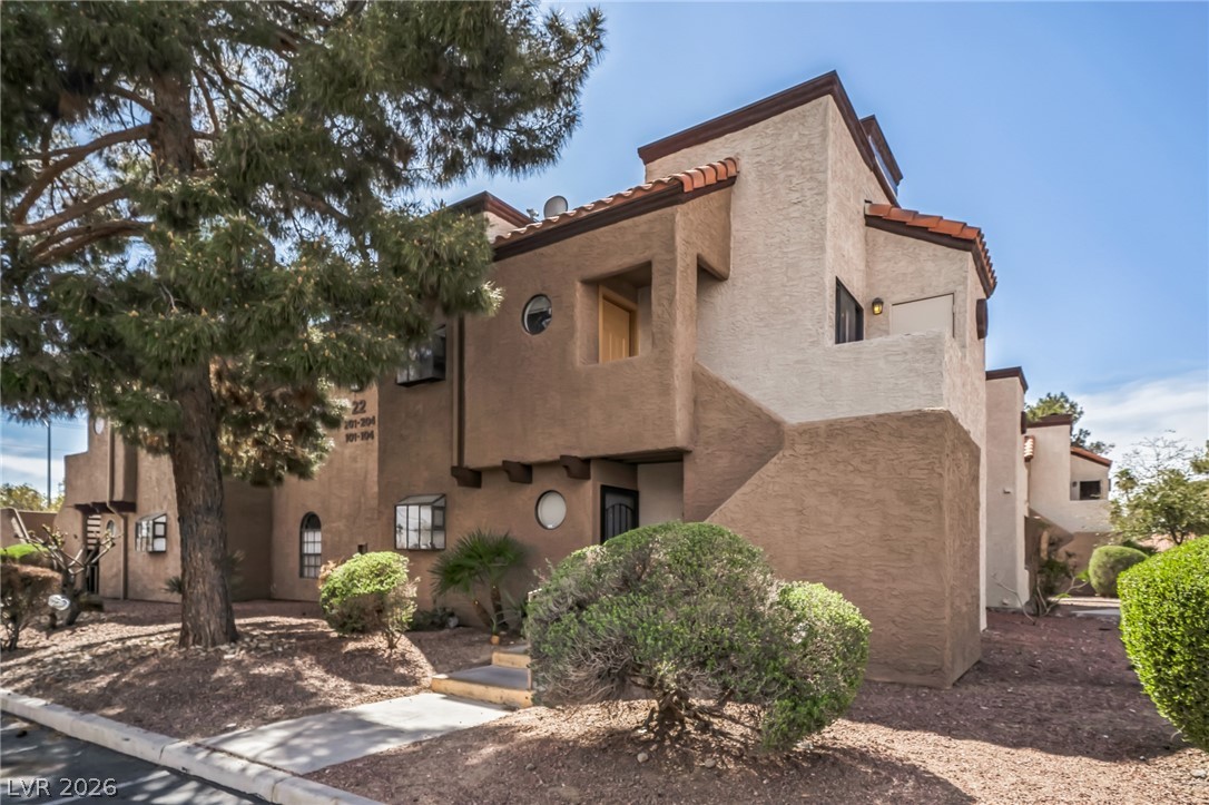 2978 Juniper Hills Boulevard 204