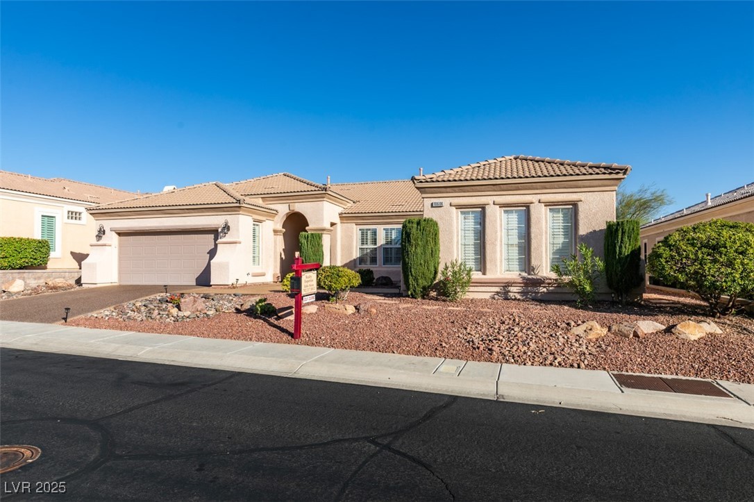 Properties 2 10606 Mandarino Avenue