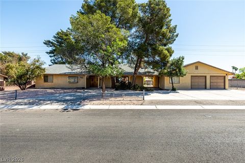 Photo of 5609 Palmyra Avenue, Las Vegas, NV 89146 (MLS # 2770615)