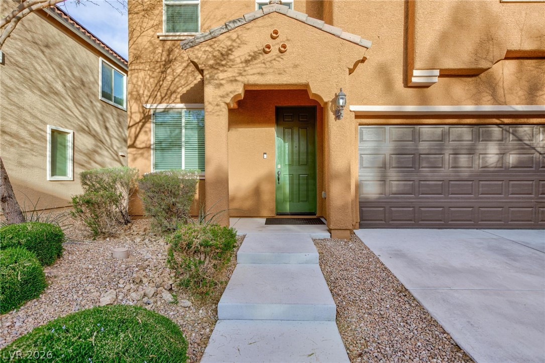 10956 Hunting Hawk Road