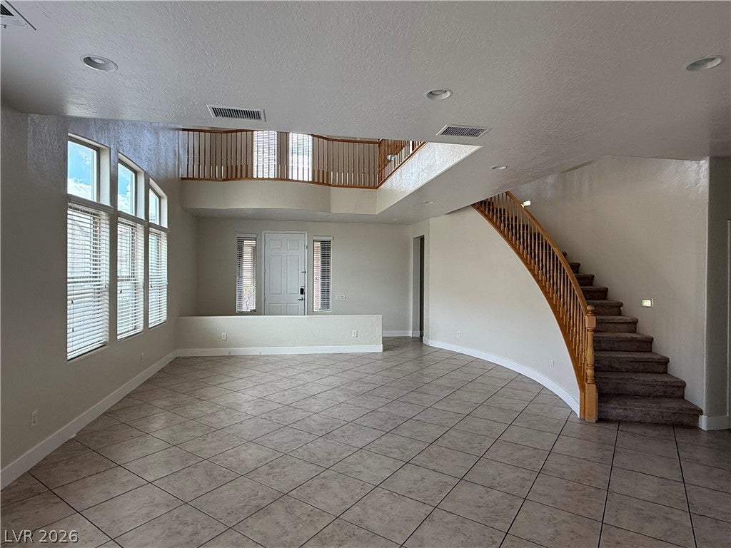 7682 DIABLO Drive