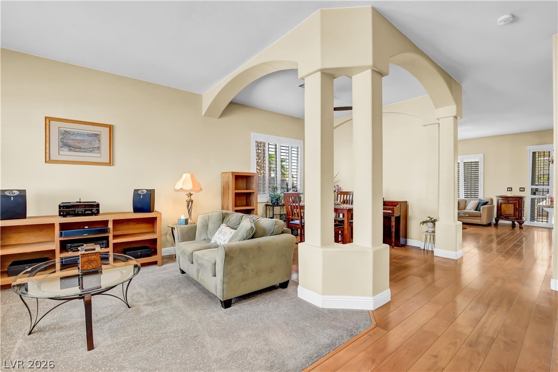 5613 Blue Peak Avenue