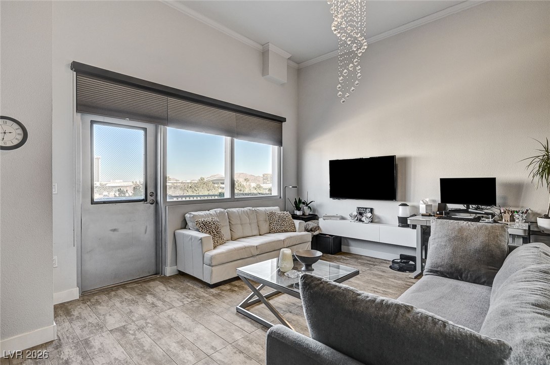 360 E Desert Inn Road 501