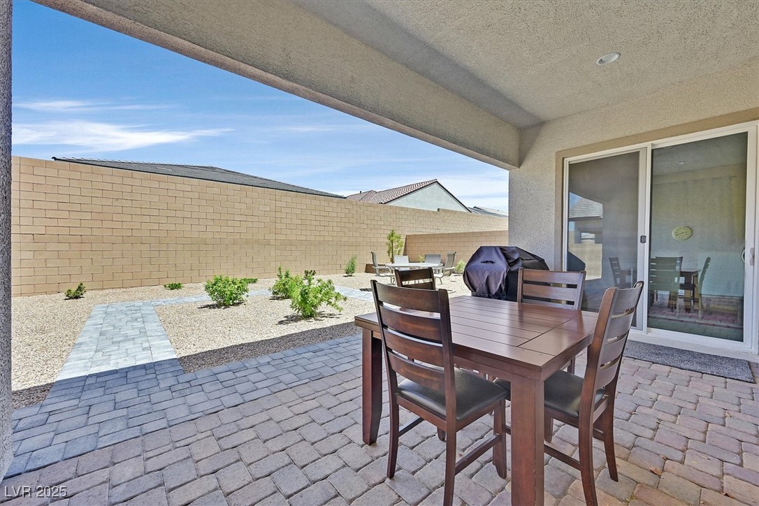 Henderson, Nevada 89011, United States, 3 Bedrooms Bedrooms, ,2 BathroomsBathrooms,Residential,Active,184057