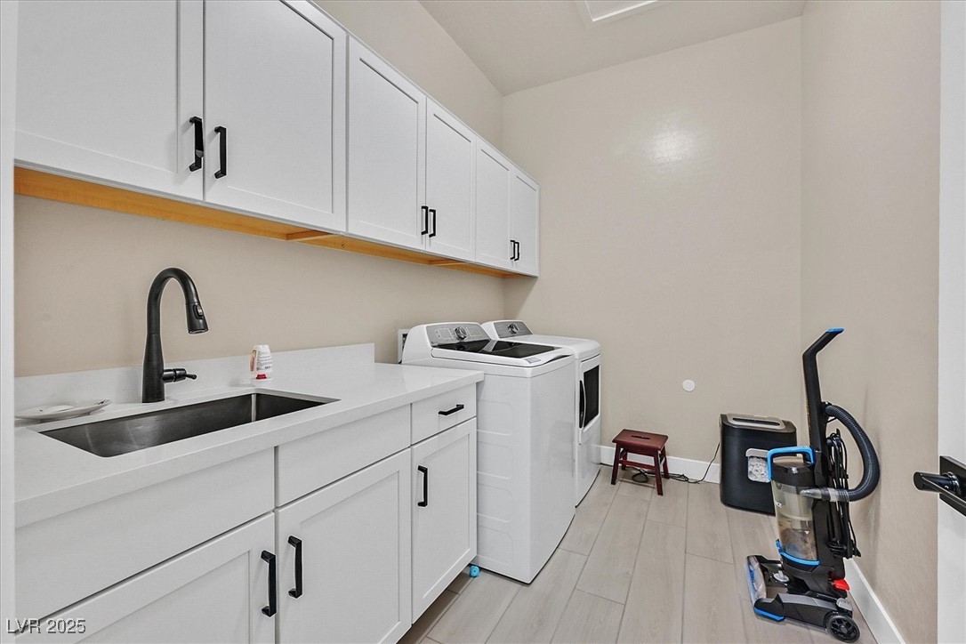 Henderson, Nevada 89011, United States, 3 Bedrooms Bedrooms, ,2 BathroomsBathrooms,Residential,Active,184057