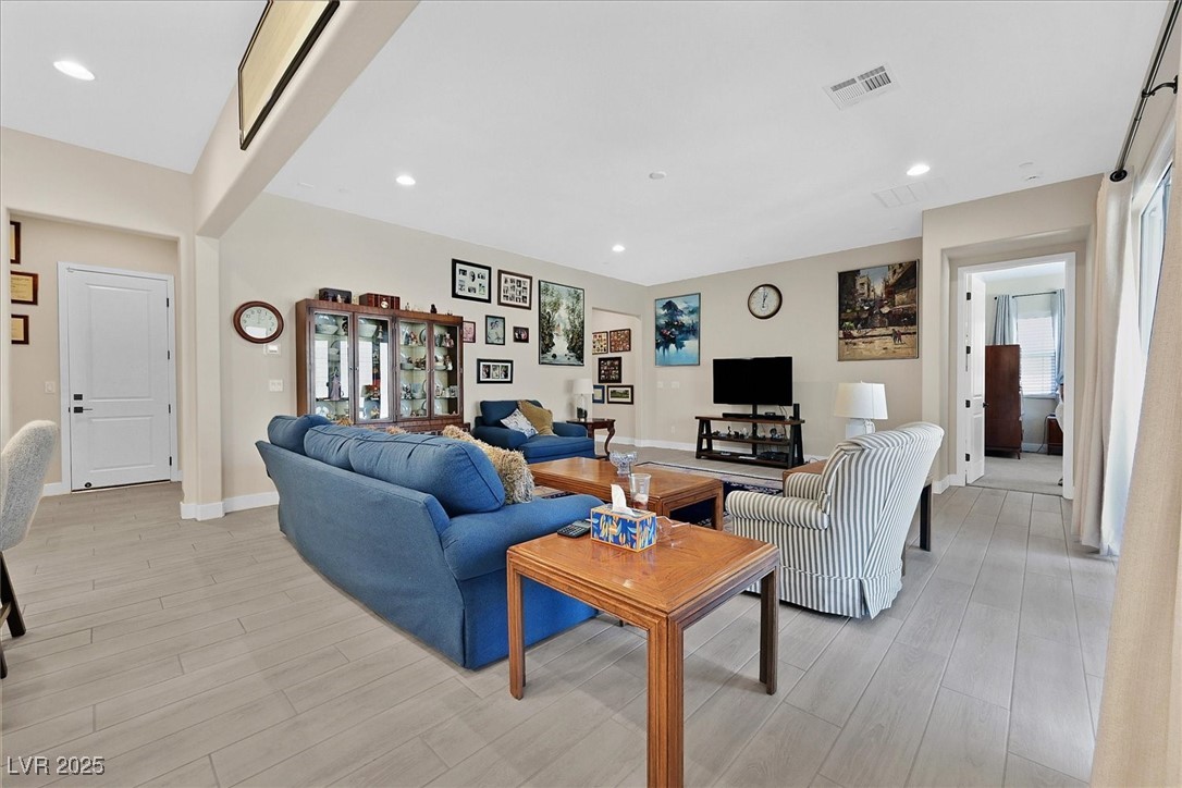 Henderson, Nevada 89011, United States, 3 Bedrooms Bedrooms, ,2 BathroomsBathrooms,Residential,Active,184057