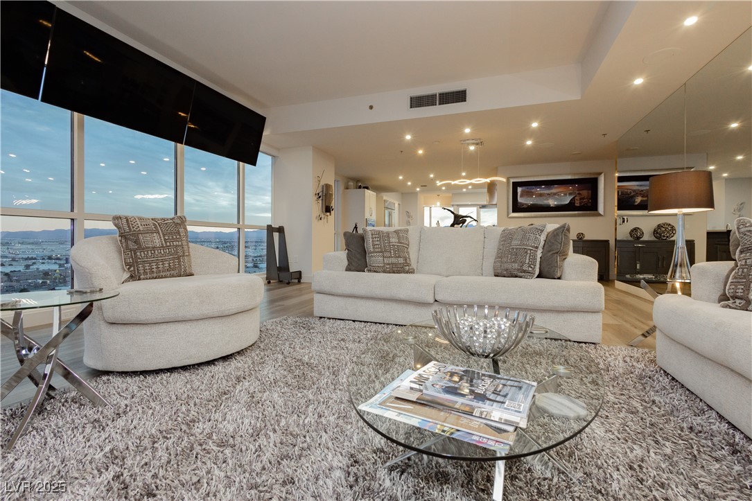 4575 Dean Martin Drive 2400