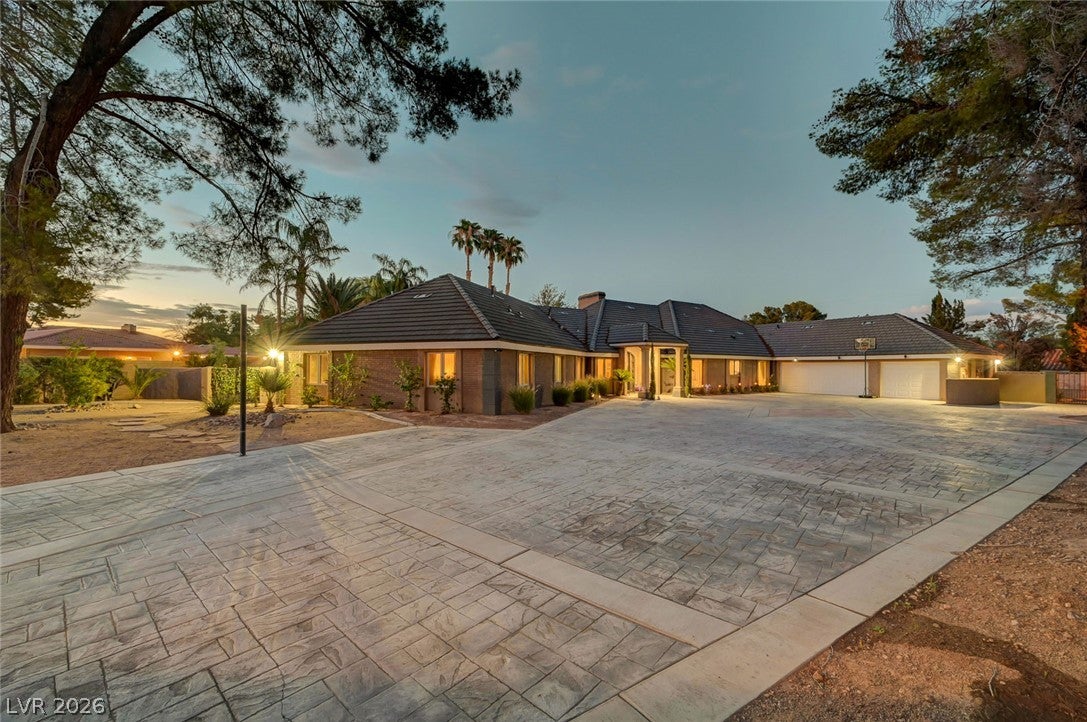 7258 Loma Alta Circle