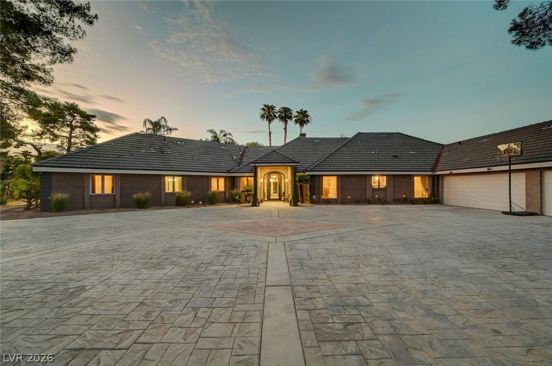 7258 Loma Alta Circle