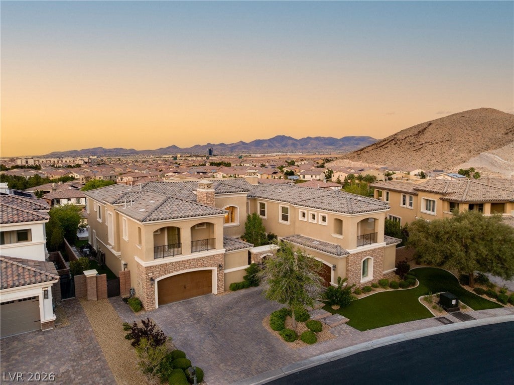 8 Olympia Chase Drive