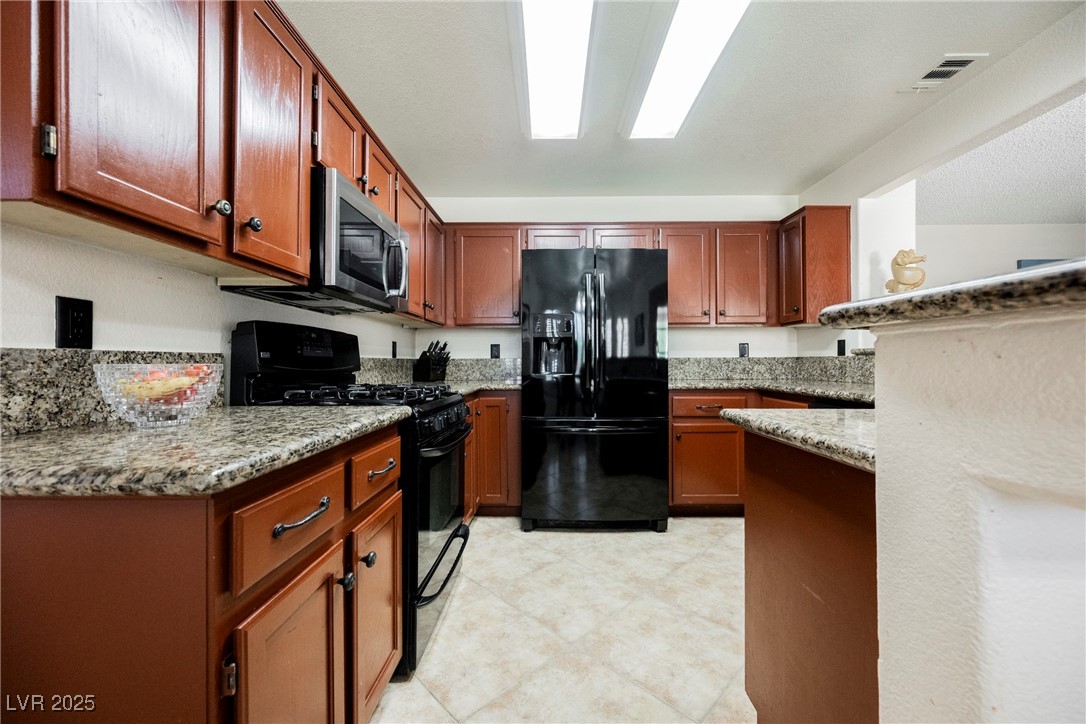 2008 Spruce Brook Drive, Henderson, Nevada image 13