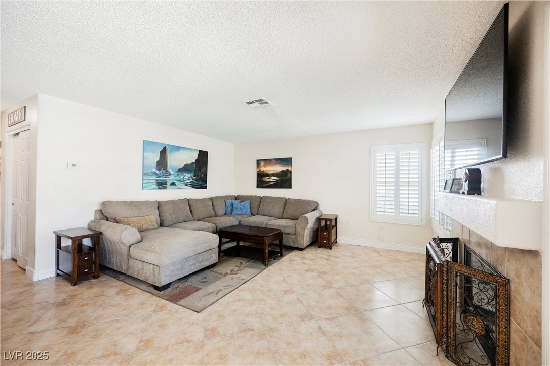 2008 Spruce Brook Drive, Henderson, Nevada image 10