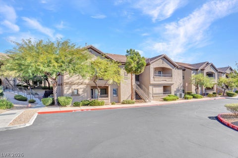 Condo For Rent - 8250 N Grand Canyon Drive #1047<br/> Las Vegas, NV 89166