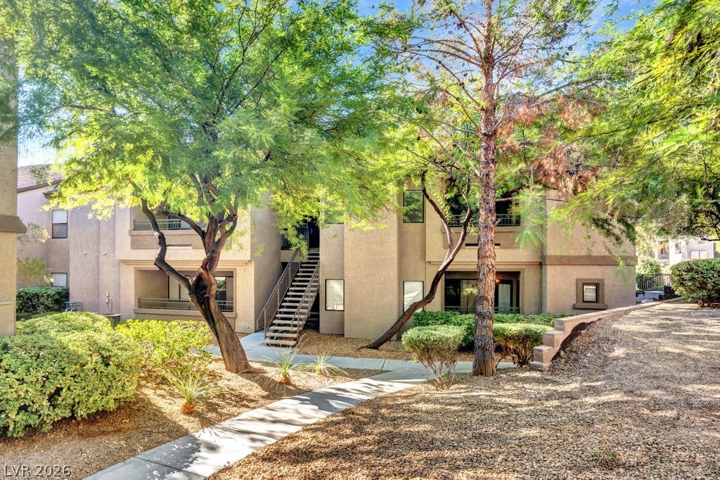 8250 N Grand Canyon Drive 1047