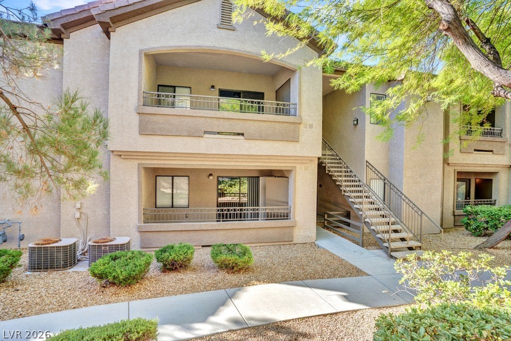 8250 N Grand Canyon Drive 1047
