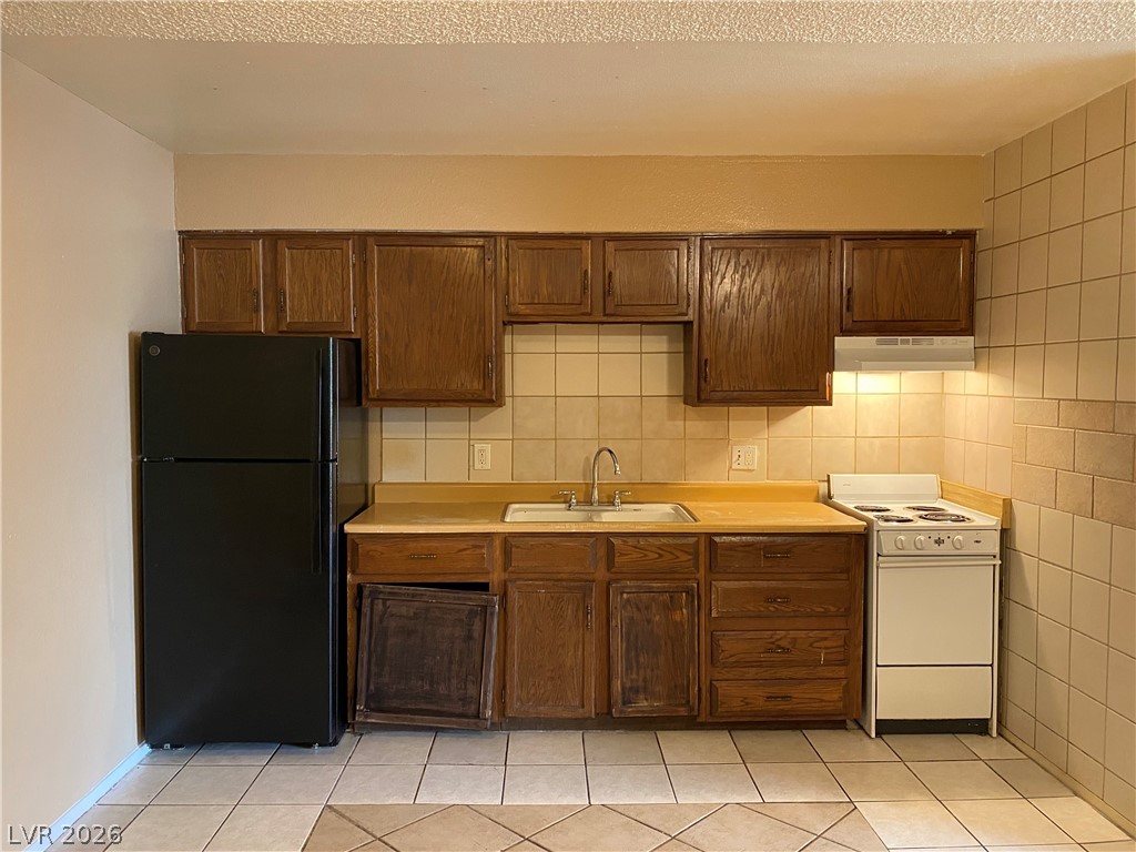 305 N 10th Street 14