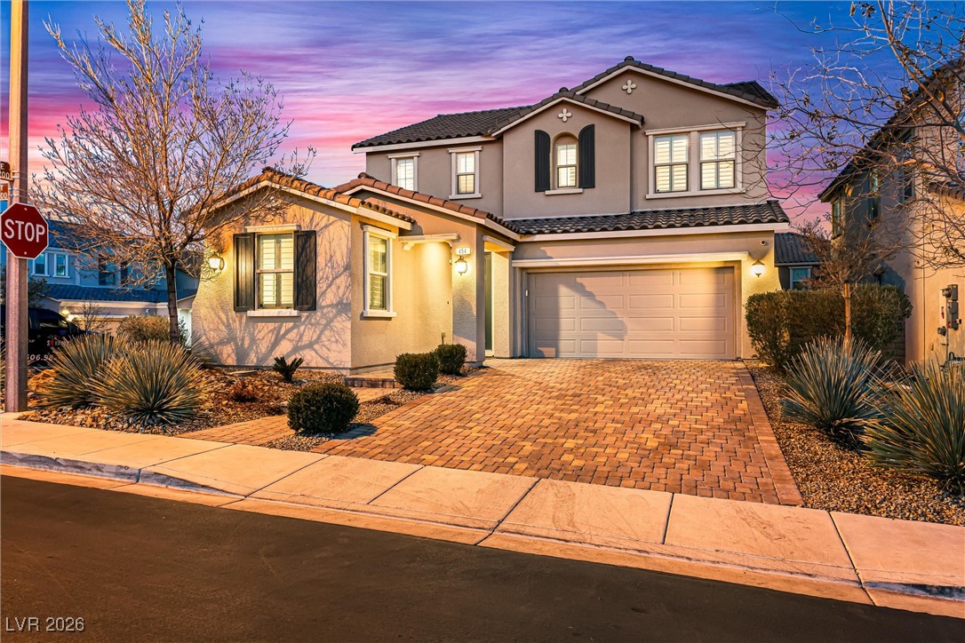 454 Cabral Peak Street