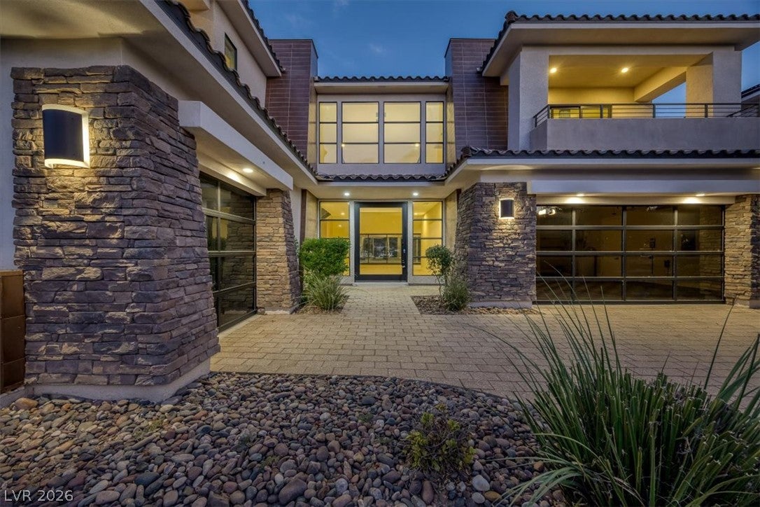 72 Bella Lago Avenue