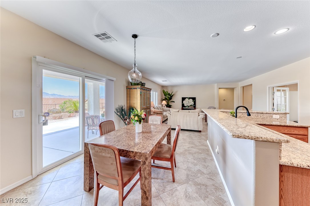 2377 Baldwinville Court, Henderson, Nevada image 9