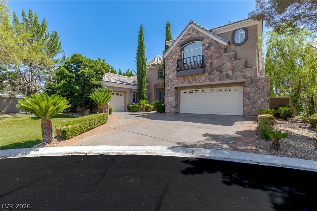 Photo of 300 Kingsclear Court, Las Vegas, NV 89145 (MLS # 2776410)