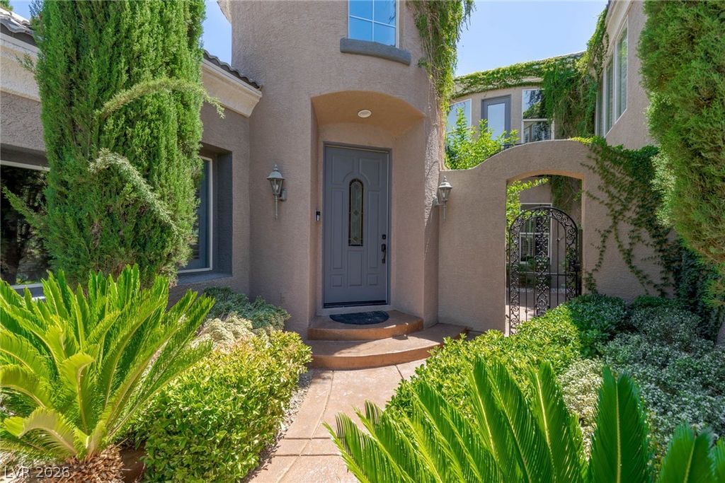 Photo of 300 Kingsclear Court, Las Vegas, NV 89145 (MLS # 2776410)