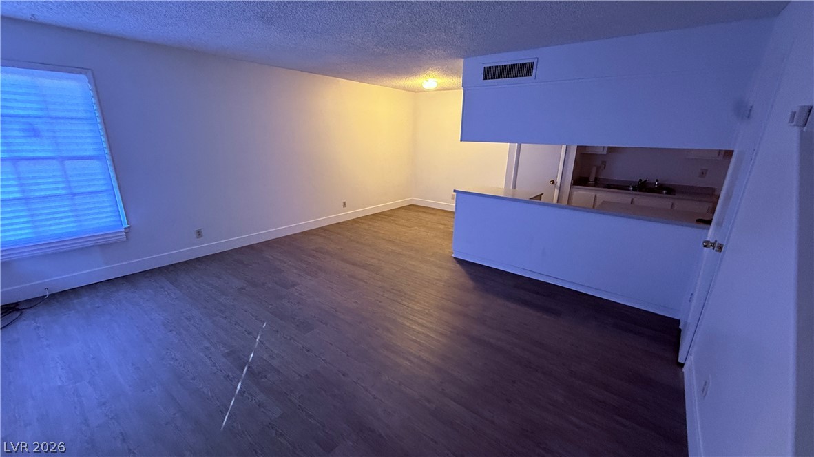 1407 Dorothy Avenue 3