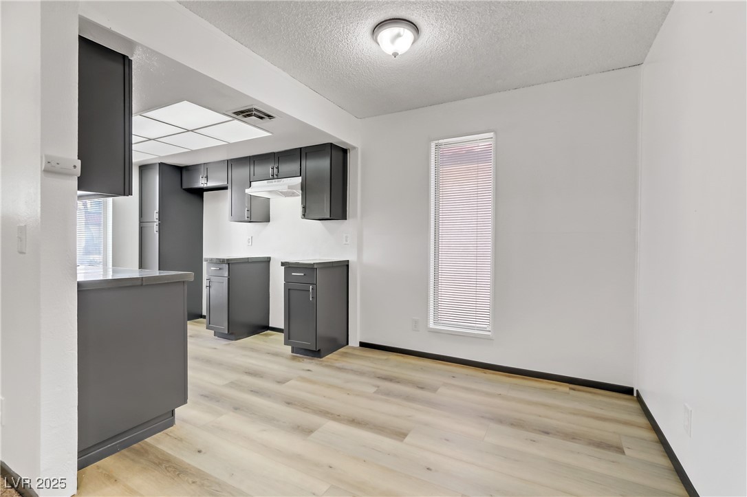 1390 Vegas Valley Drive 32