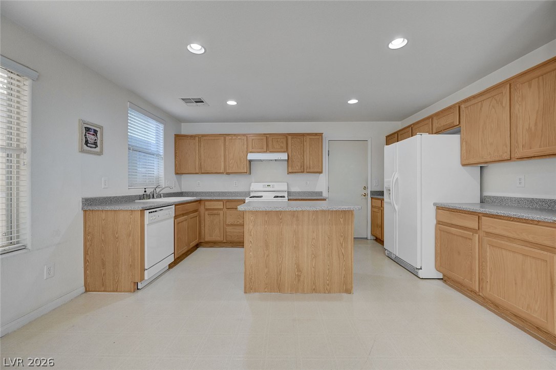 8949 RYAN CREEK Avenue