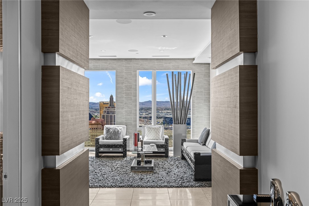 3750 S LAS VEGAS BL Boulevard 4102