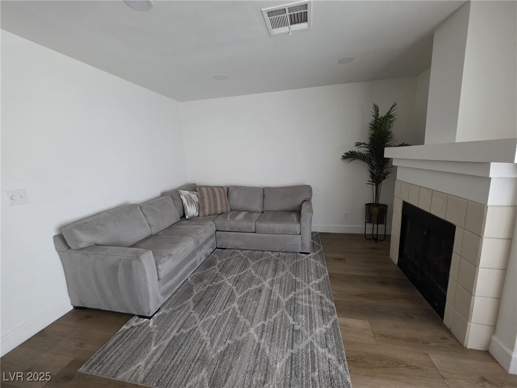 332 Dockside Court
