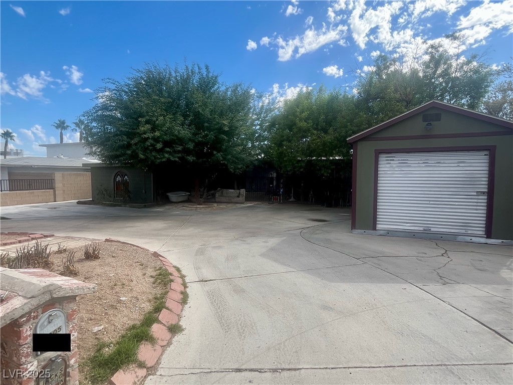 2005 Pinto Lane