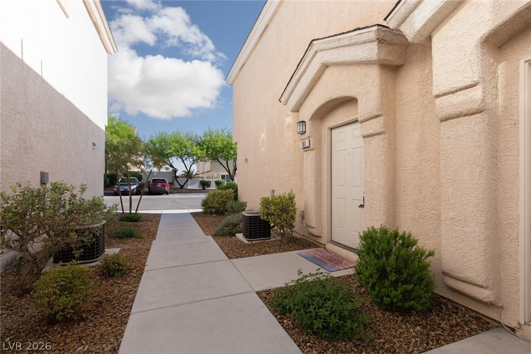 8707 Roping Rodeo Avenue 101