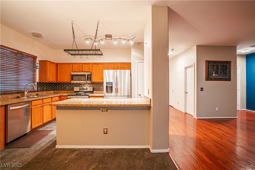 9338 Coral Berry Street