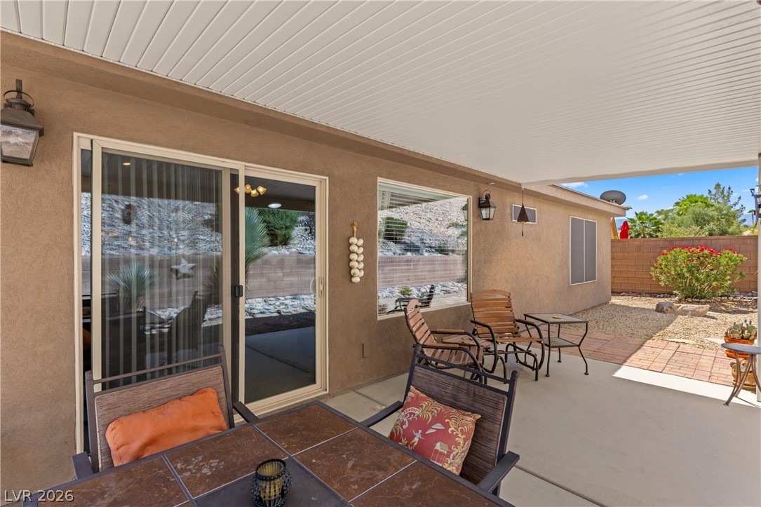 982 Buteo Bend
