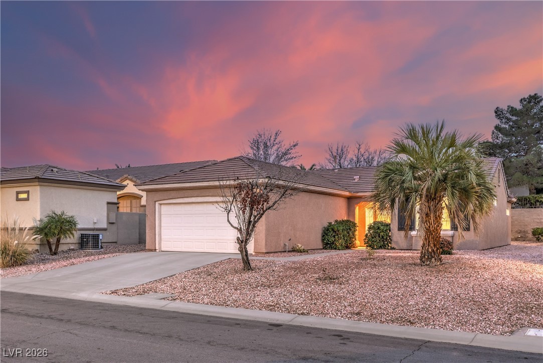 2573 Grandville Avenue