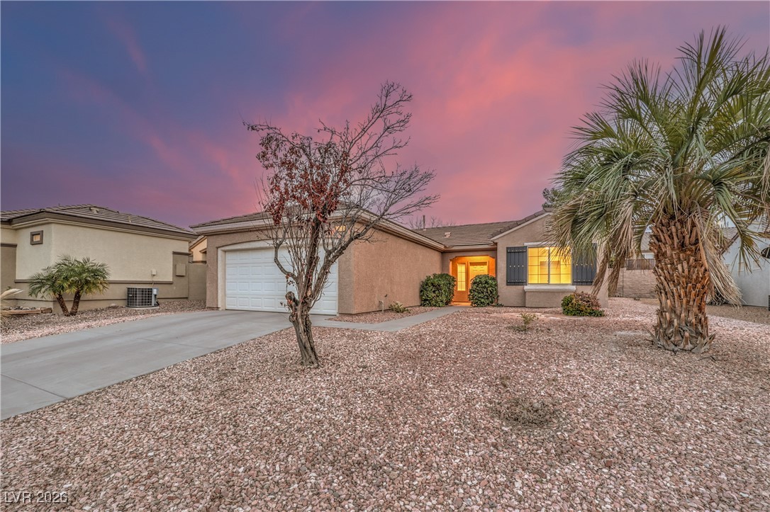 2573 Grandville Avenue